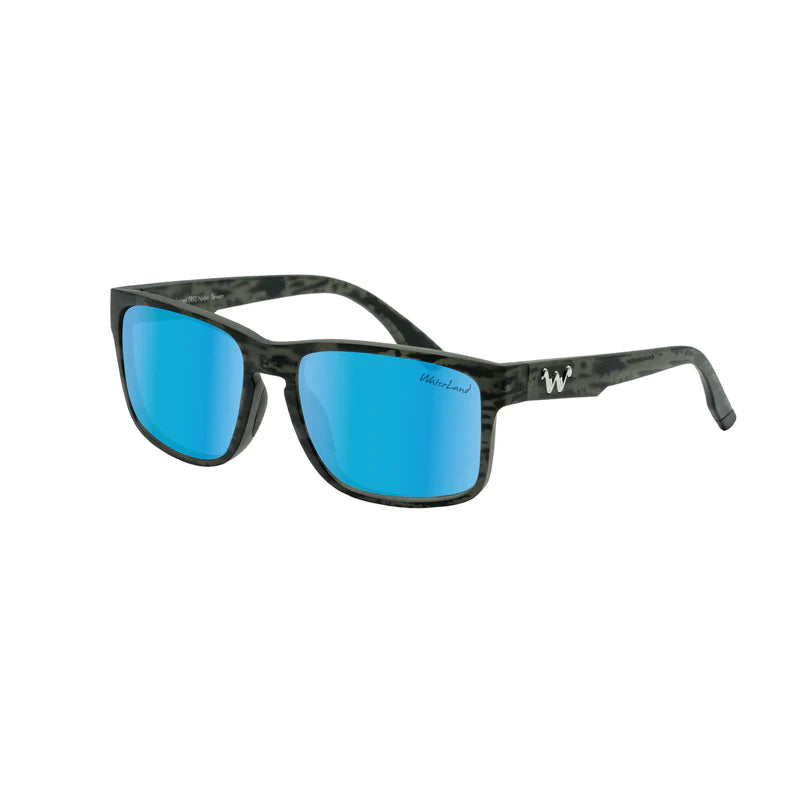 Load image into Gallery viewer, Waterland Fishing Sunglasses - Sobro / Blackwater
